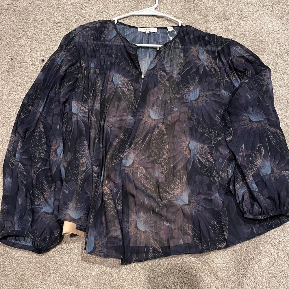 Vince NWT Gorgeous Navy Blue Women's Top